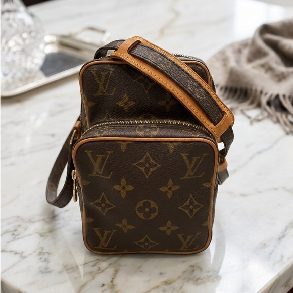 Authentic Louis Vuitton Monogram Amazone Crossbody Bag Vintage LV Shoulder Bag - Picture 3 of 13